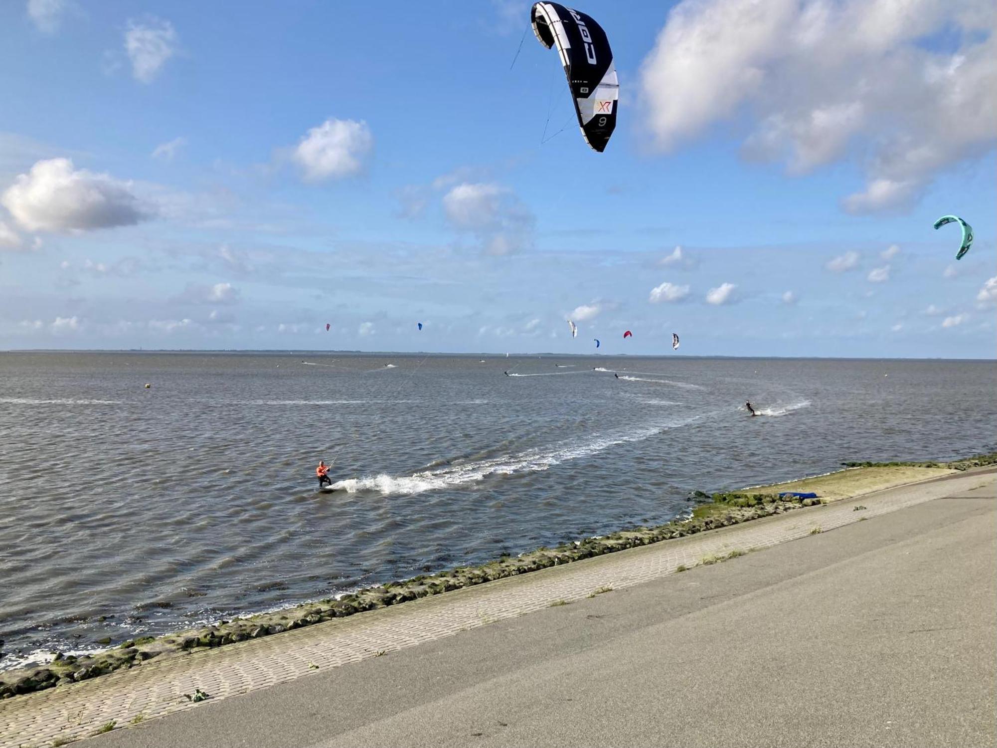 Leonie 6 Pers Holiday Home With A Large Garden Close To The Lauwersmeer Anjum Buitenkant foto
